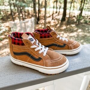 Vans Zip MTE Brown Suede Boots